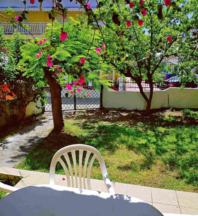 Nicole'S Residence Polychrono Ngoại thất bức ảnh